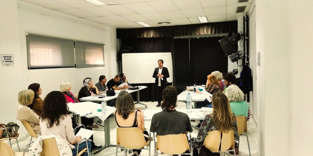 ✍️📚 Laboratorio de Escritura Creativa: descubre hasta dónde pueden llevarte las palabras